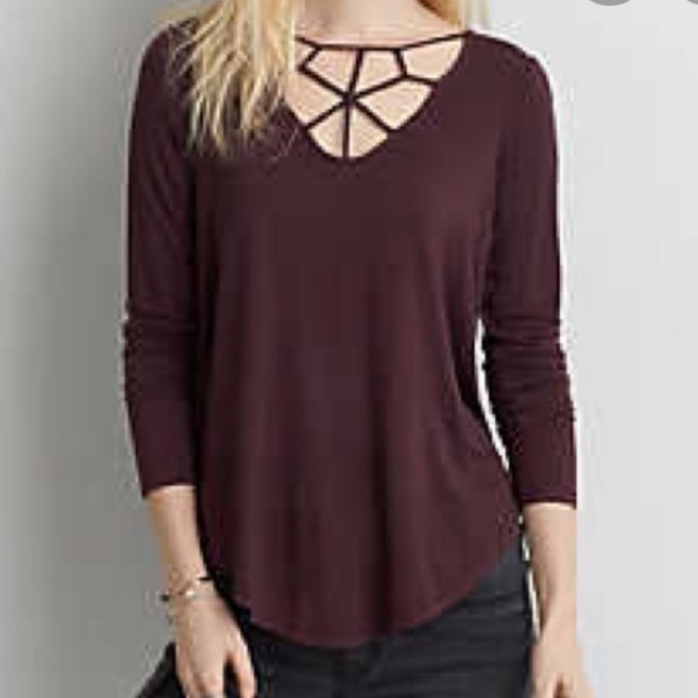 Aerie soft and sexy maroon cross v neck size S